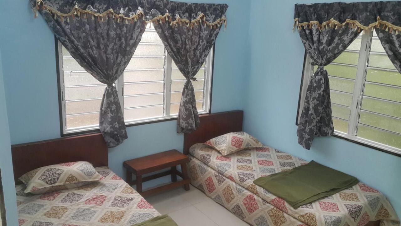 Roomstay Tok Abah A Kuala Rompin Exterior foto